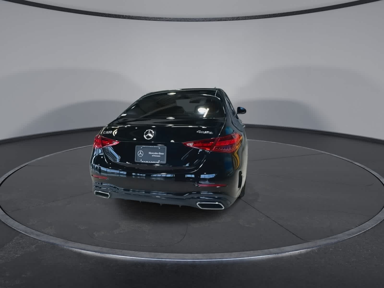 Thumbnail: 2024 Mercedes-Benz C-Class - 10
