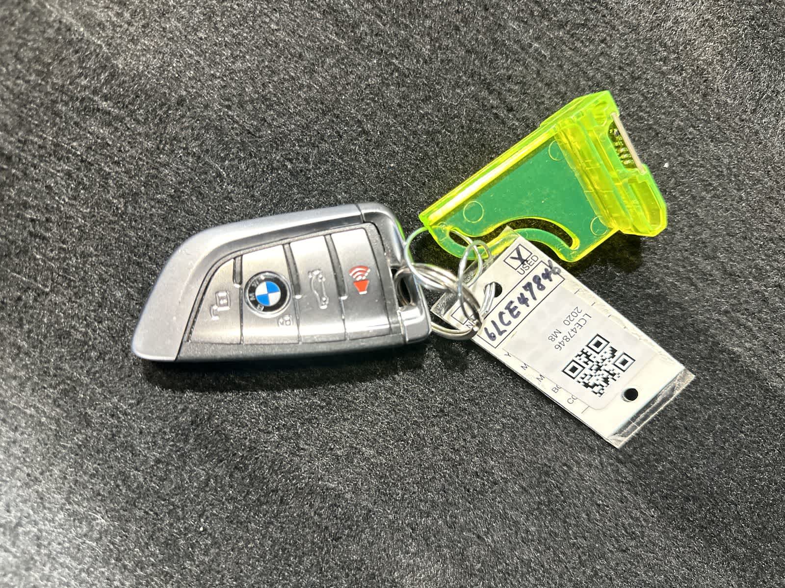 Thumbnail: 2020 BMW M8 - 32