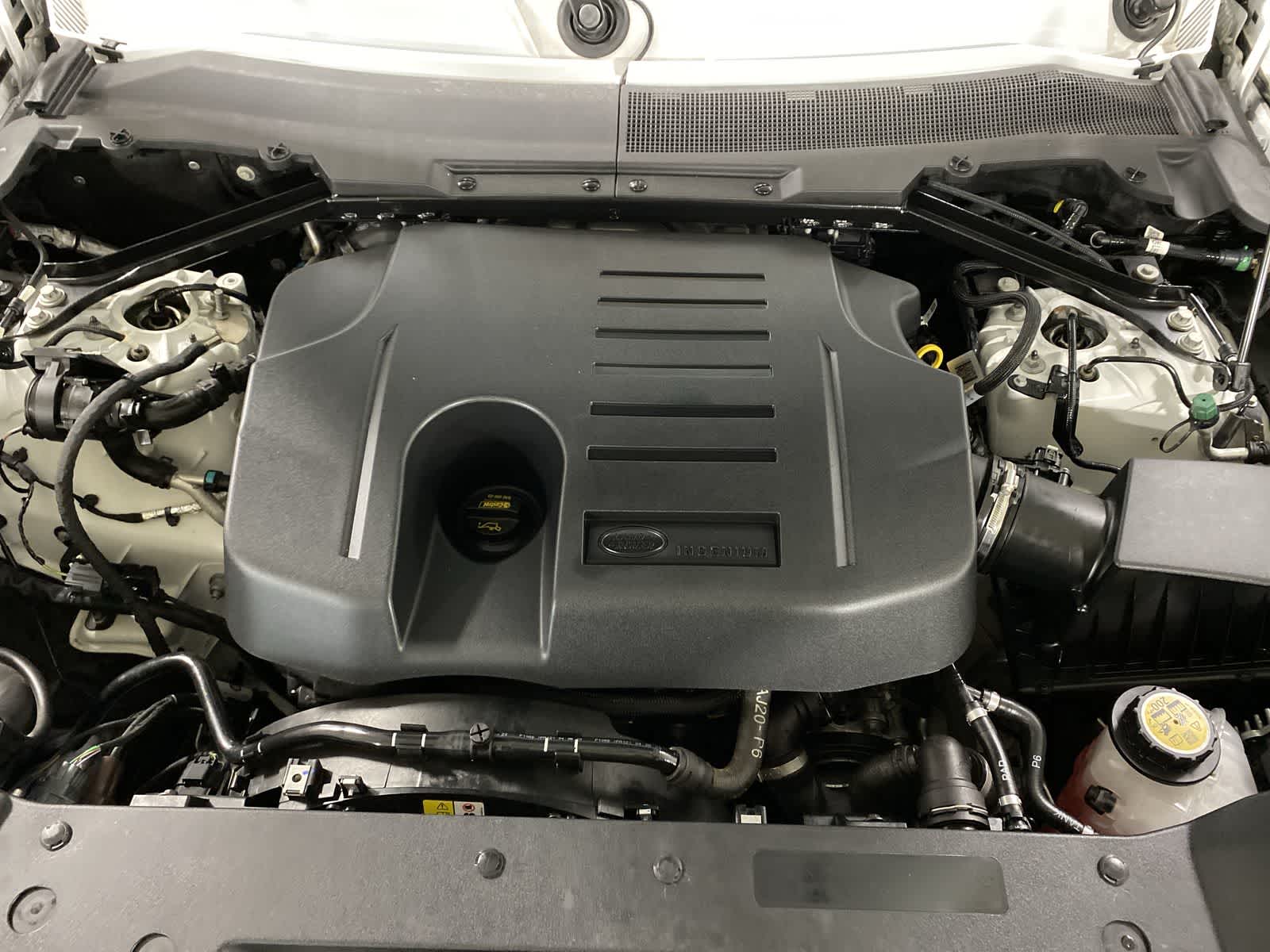 Thumbnail: 2020 Land Rover Defender - 21