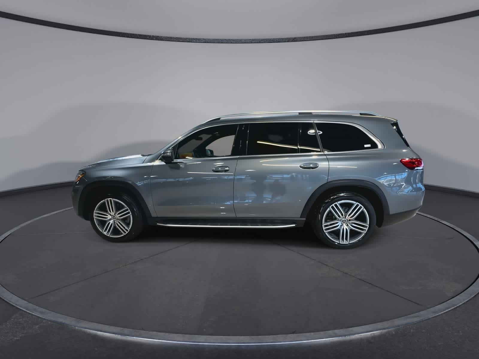 Thumbnail: 2021 Mercedes-Benz GLS - 7