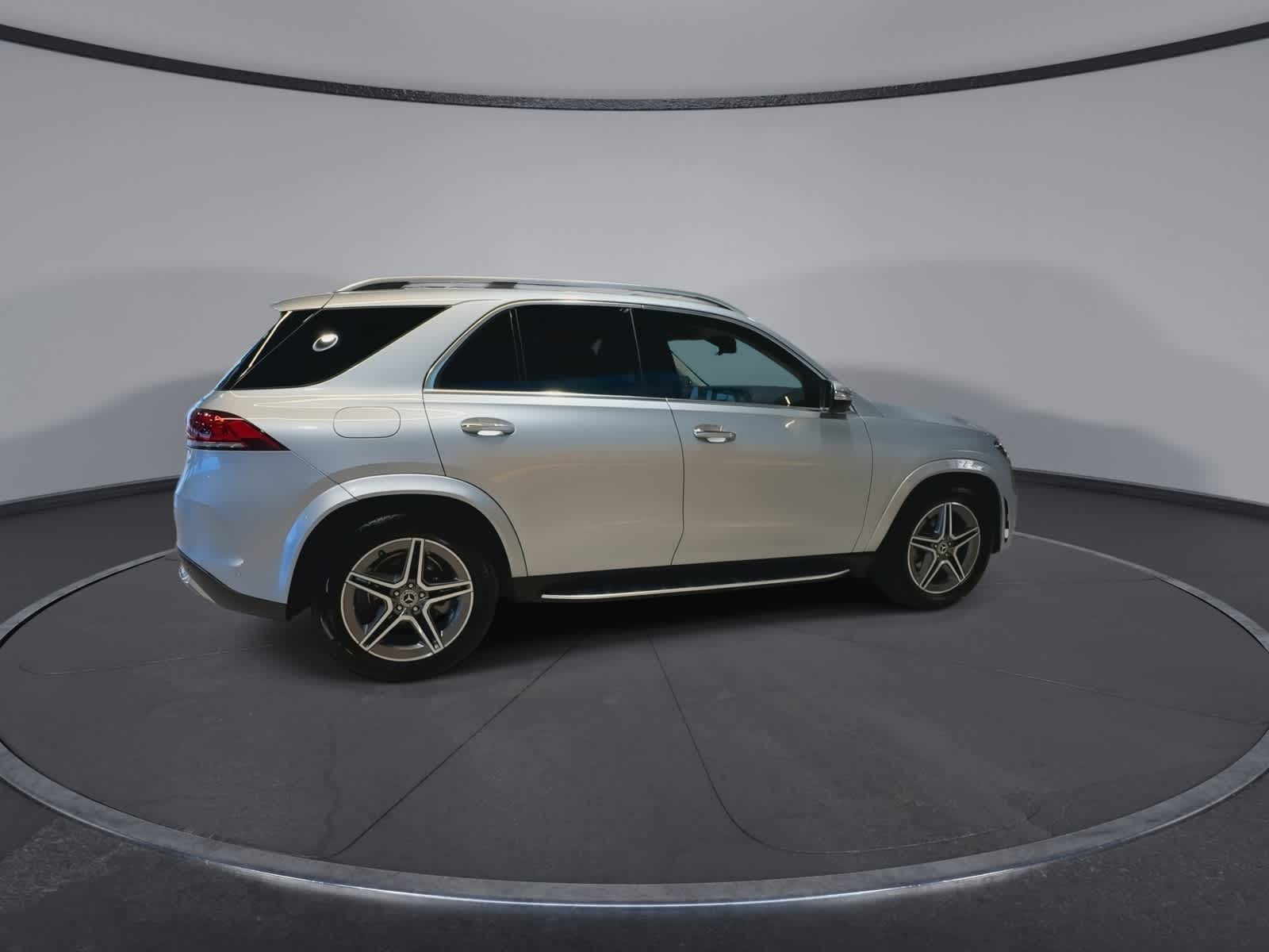 Thumbnail: 2022 Mercedes-Benz GLE - 12