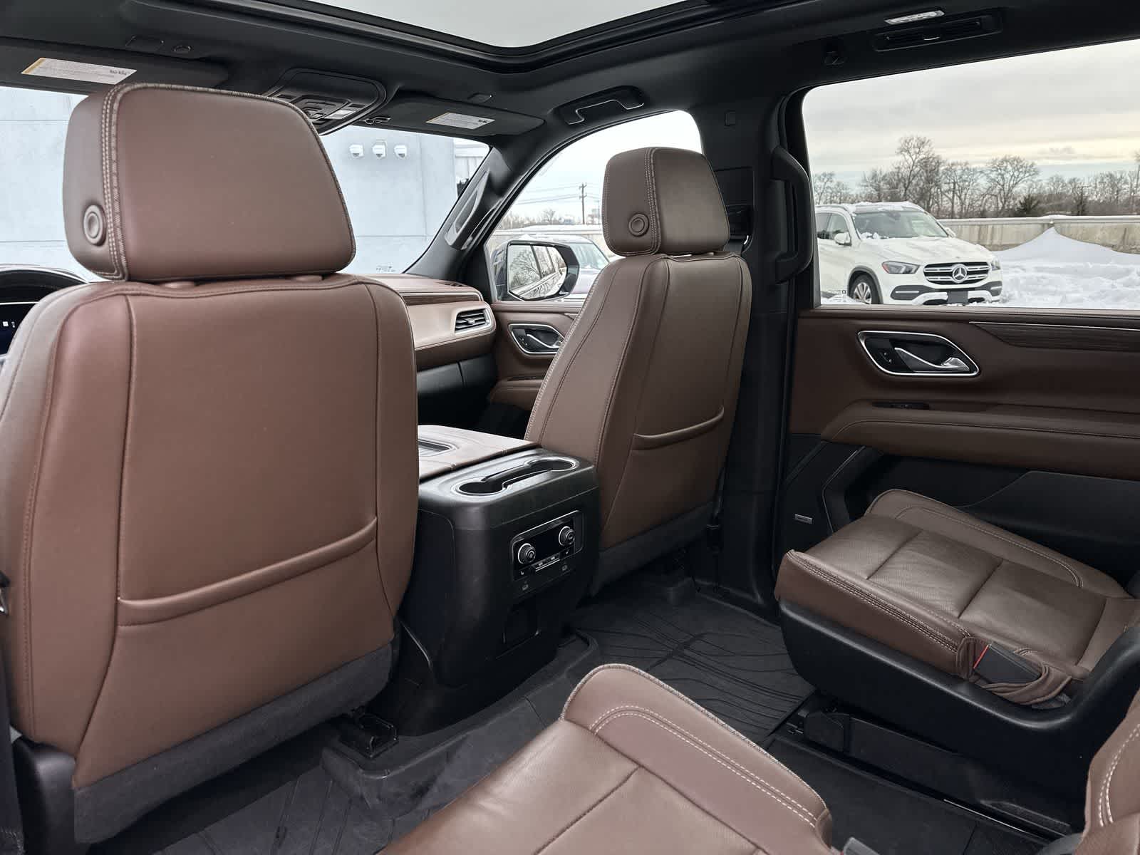 Thumbnail: 2023 Chevrolet Suburban - 24