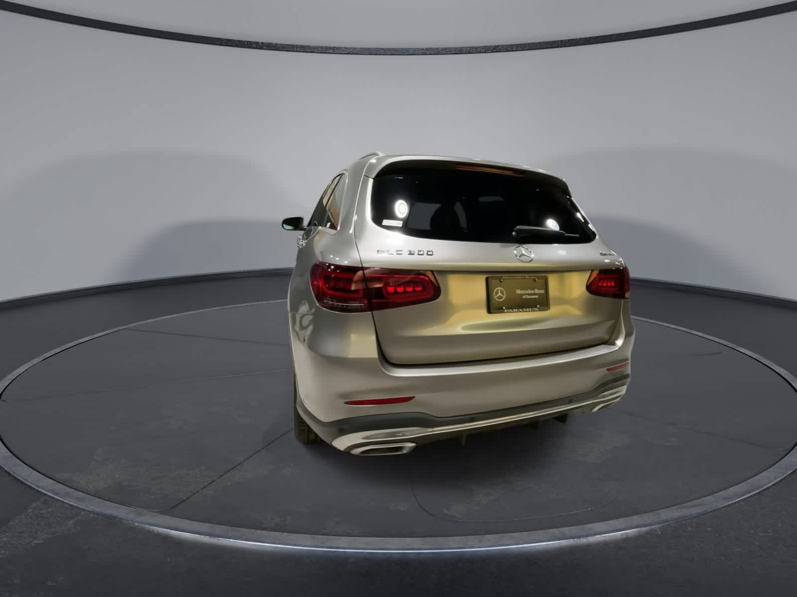 Thumbnail: 2022 Mercedes-Benz GLC - 9