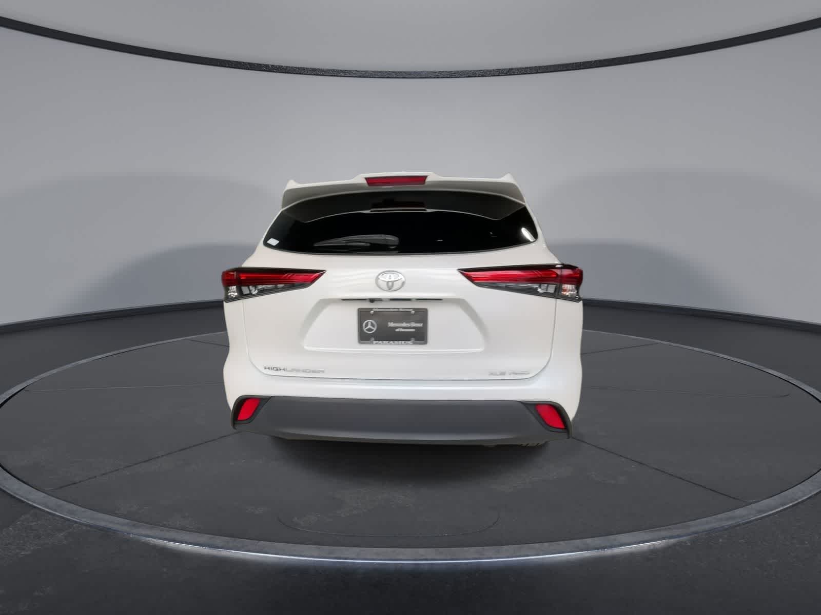 2020 Toyota Highlander XLE 10