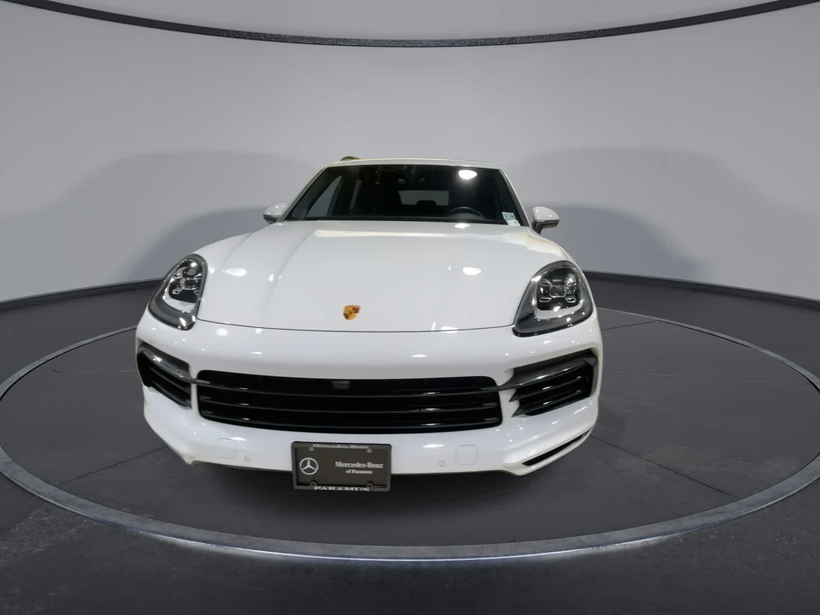 2023 Porsche Cayenne Base photo 4