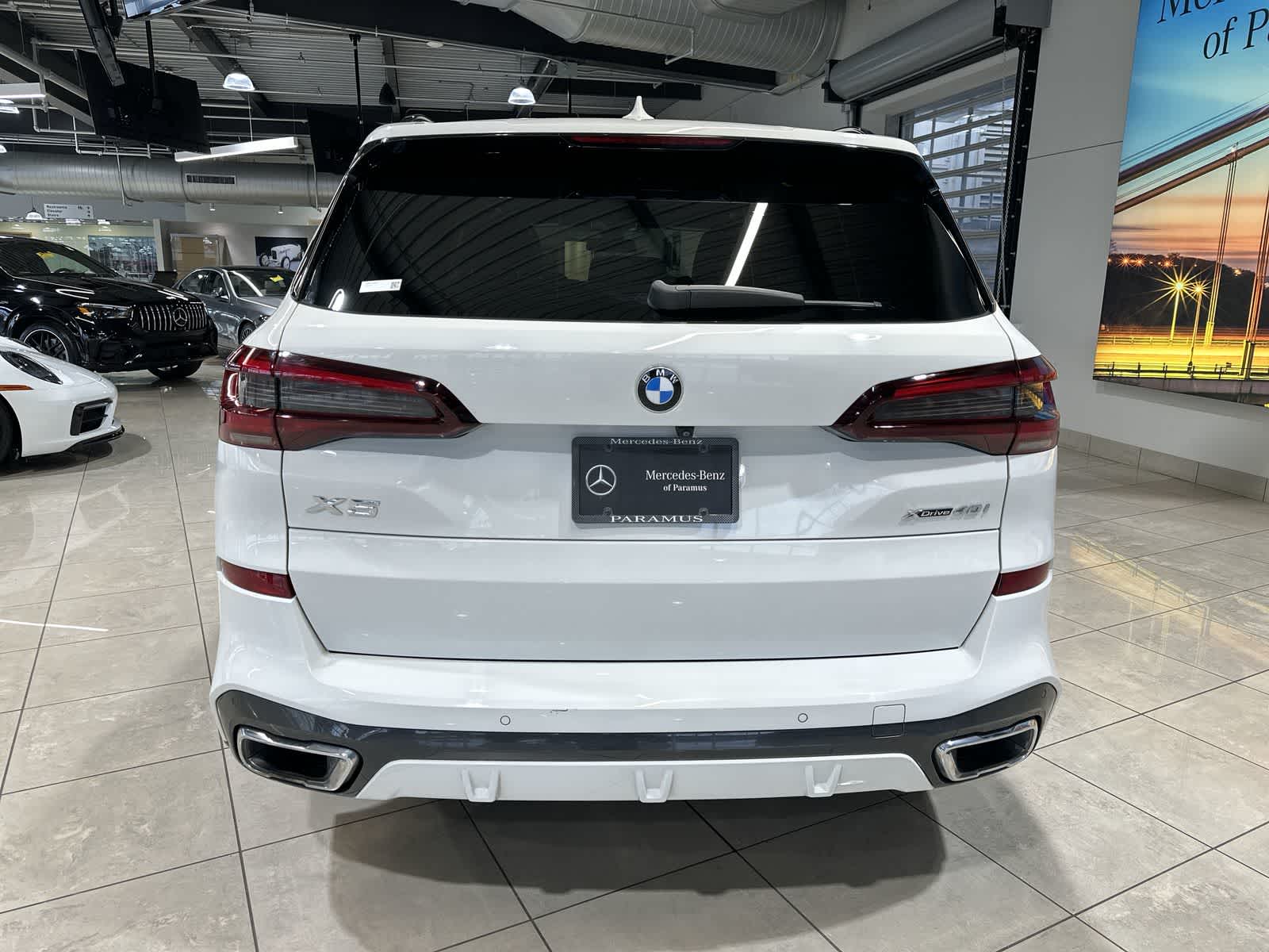 Thumbnail: 2021 BMW X5 - 17