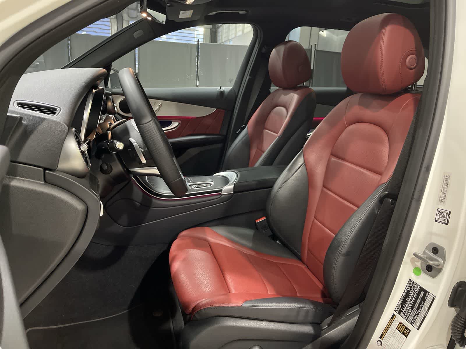 Thumbnail: 2022 Mercedes-Benz GLC - 23