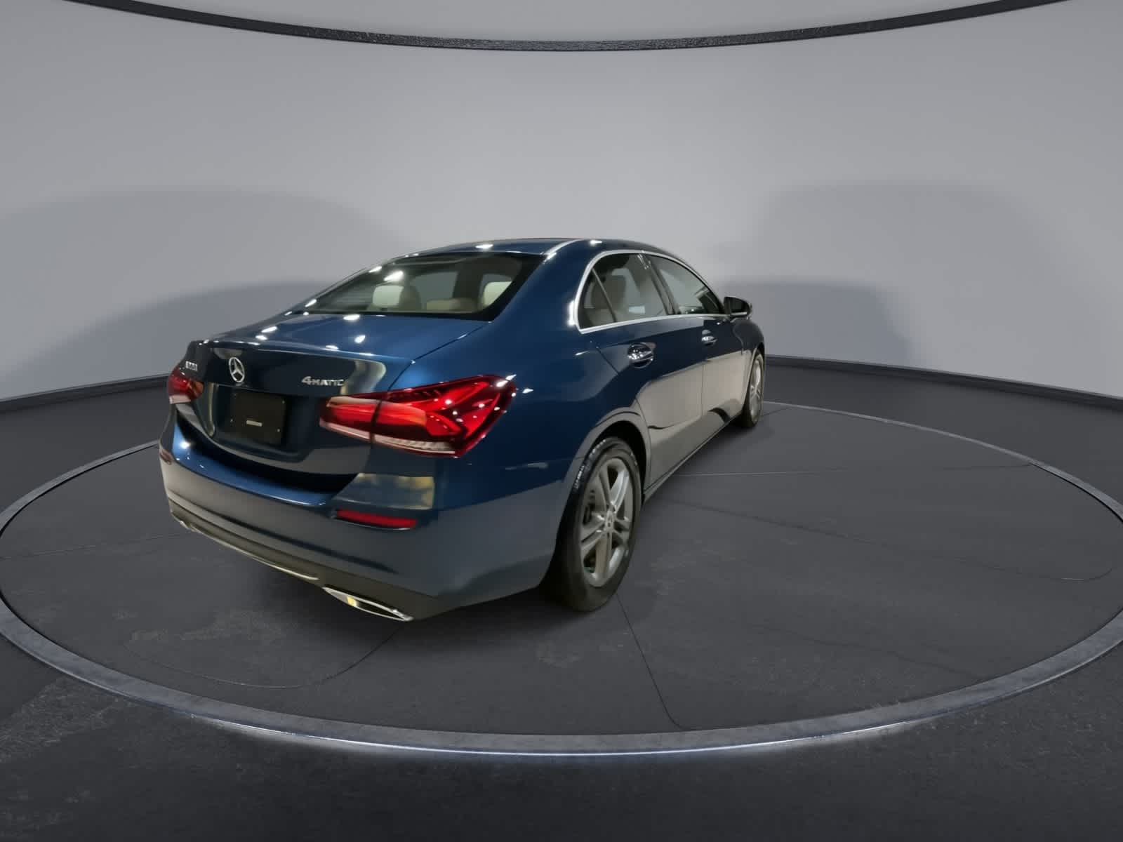 Thumbnail: 2020 Mercedes-Benz A-Class - 11