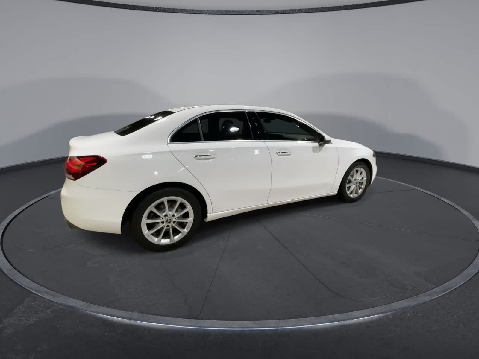 Thumbnail: 2021 Mercedes-Benz A-Class - 12