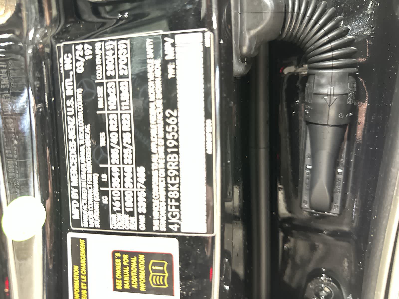 Thumbnail: 2024 Mercedes-Benz GL-Class - 33