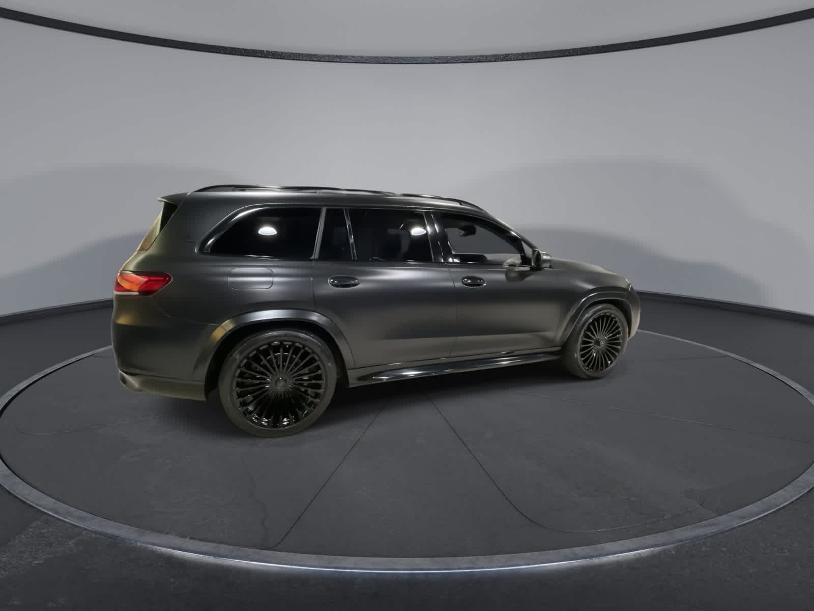 Thumbnail: 2023 Mercedes-Benz GLS - 12