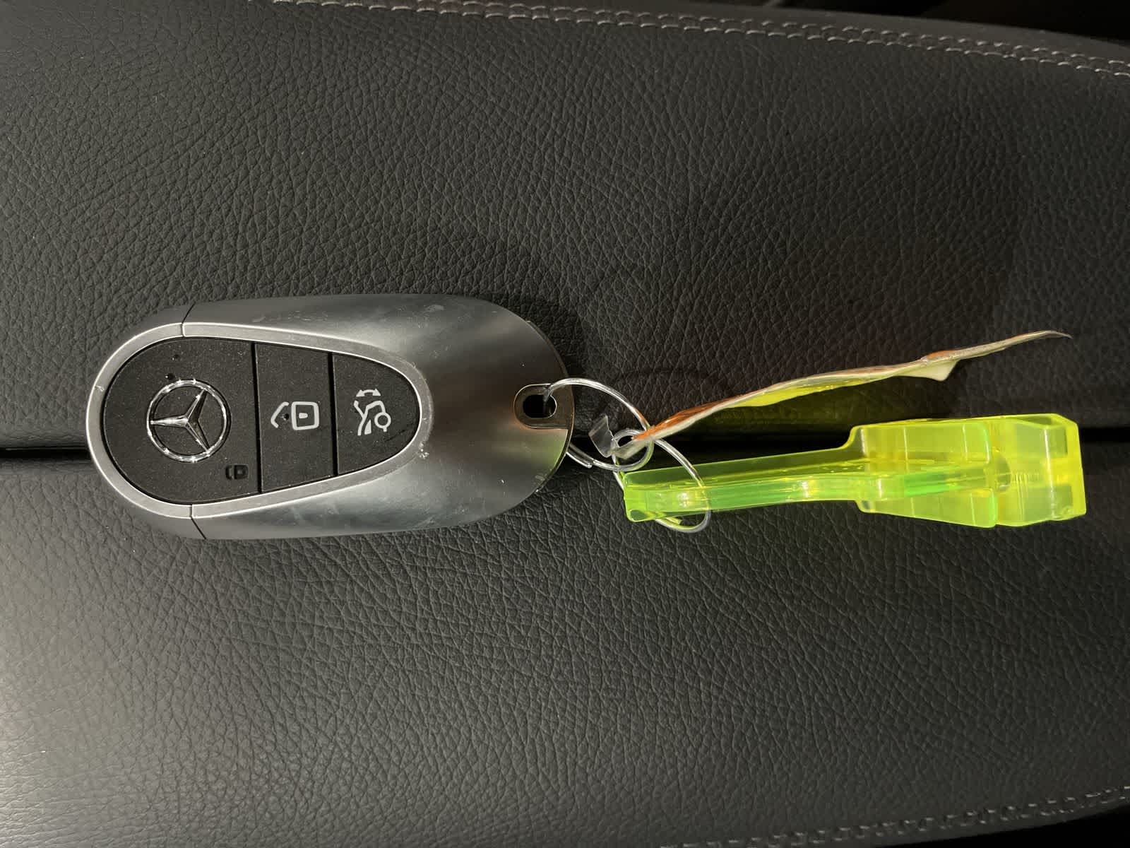 Thumbnail: 2025 Mercedes-Benz C-Class - 32