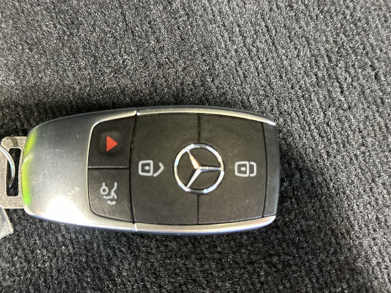 Thumbnail: 2021 Mercedes-Benz GLS - 32