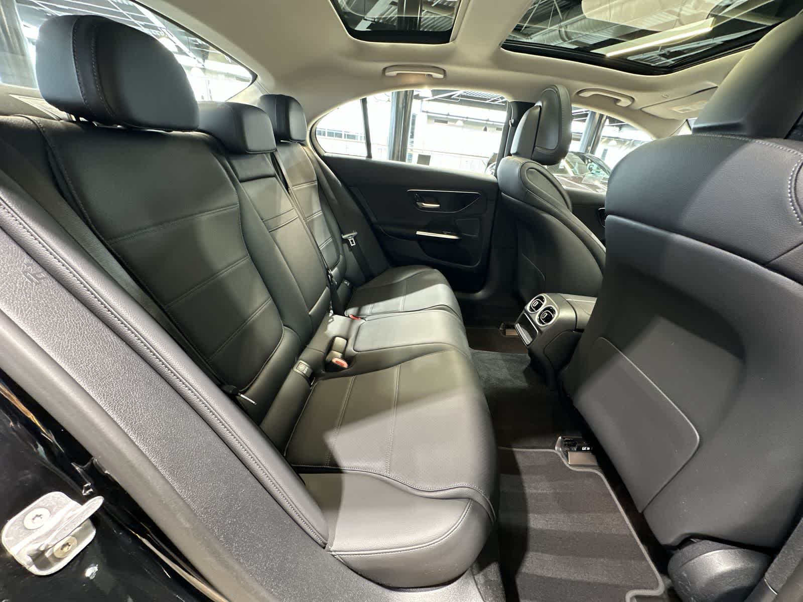 Thumbnail: 2025 Mercedes-Benz C-Class - 25