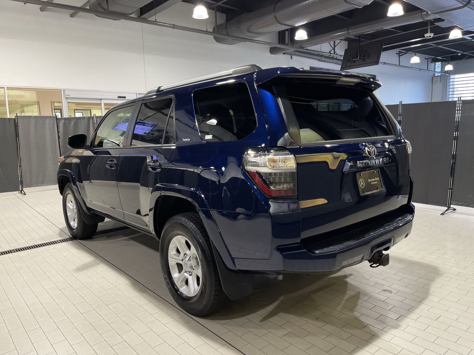 Thumbnail: 2020 Toyota 4Runner - 16