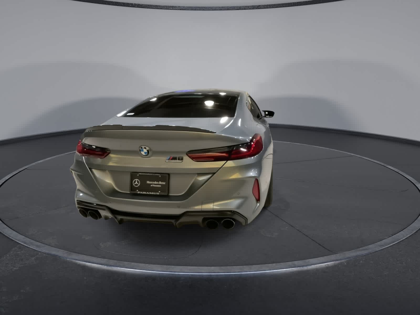 Thumbnail: 2023 BMW M8 - 10