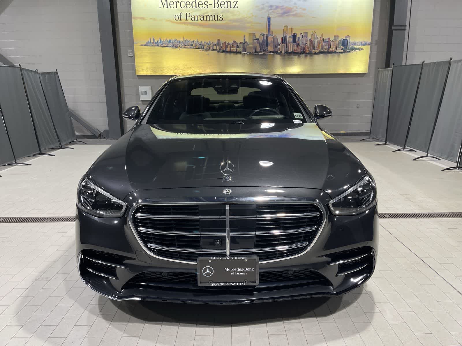 Thumbnail: 2022 Mercedes-Benz S-Class - 18