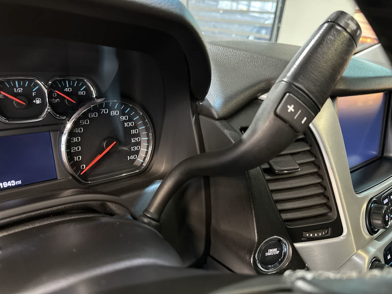 Thumbnail: 2018 GMC Yukon - 28