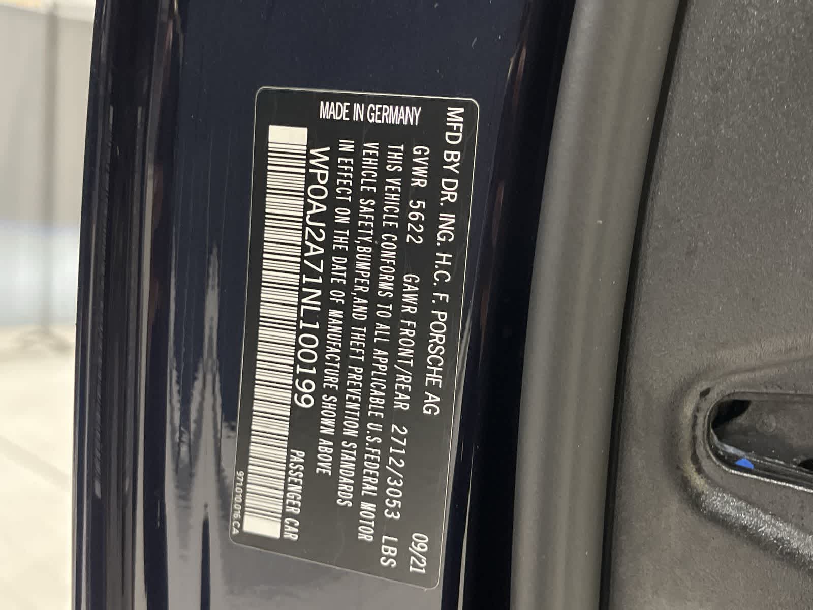 Thumbnail: 2022 Porsche Panamera - 33