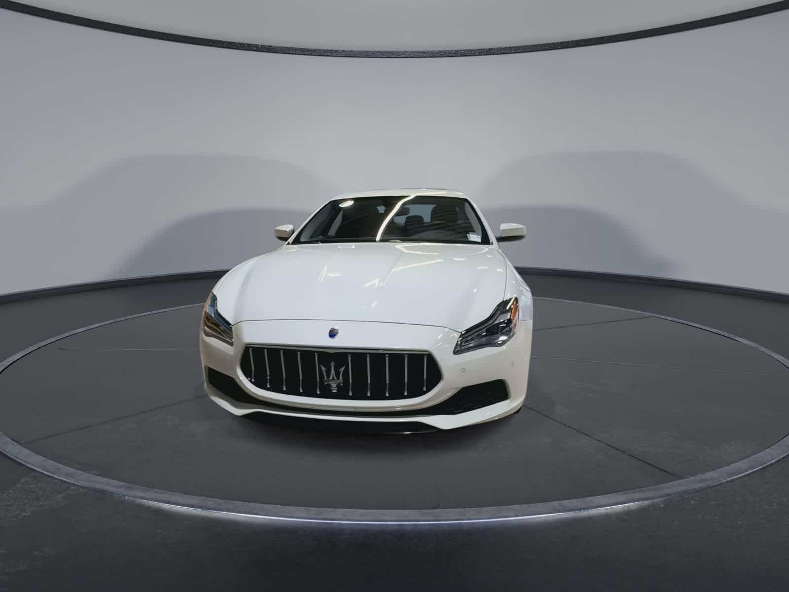 Thumbnail: 2021 Maserati Quattroporte - 4