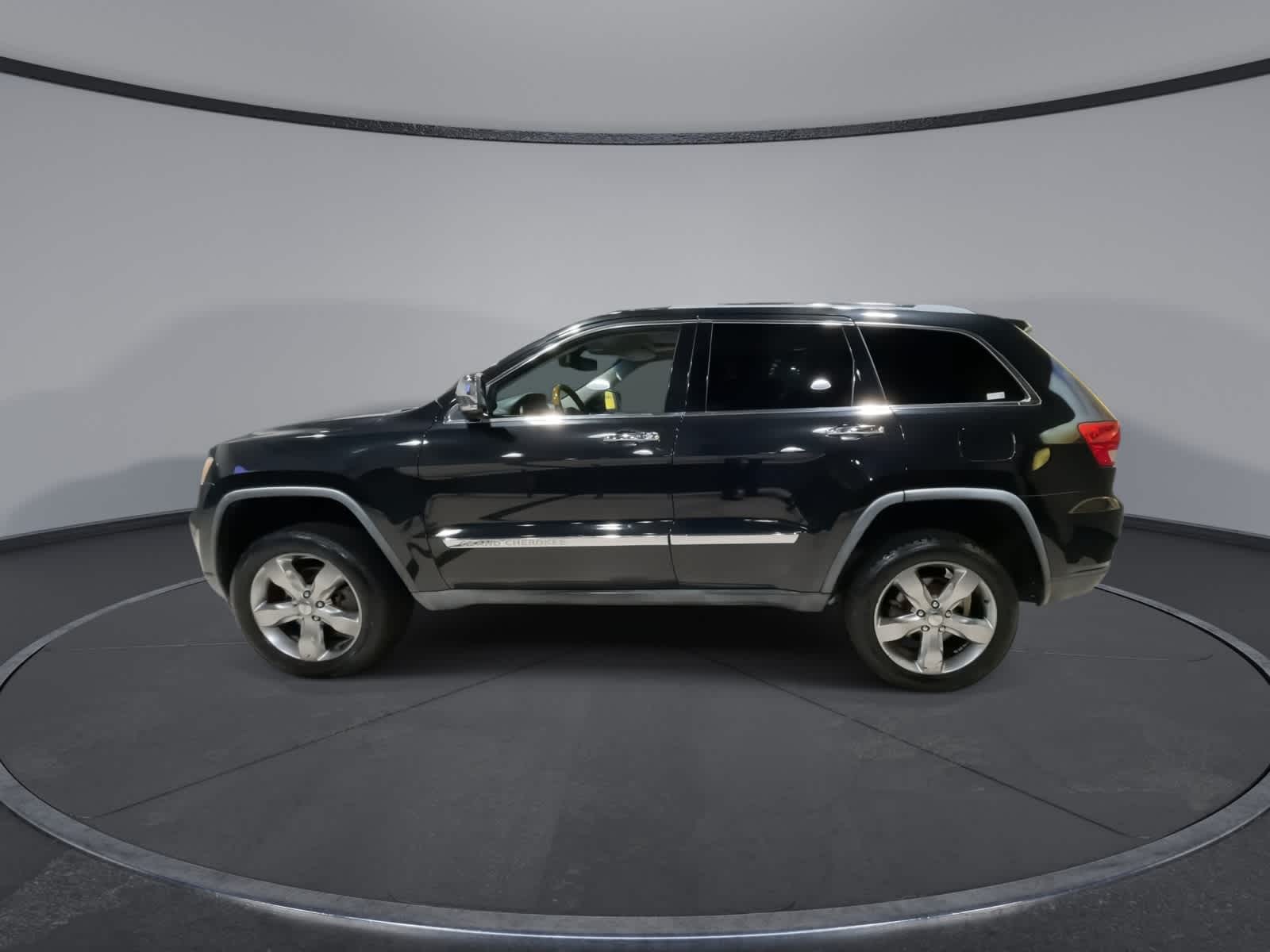 Thumbnail: 2011 Jeep Grand Cherokee - 7