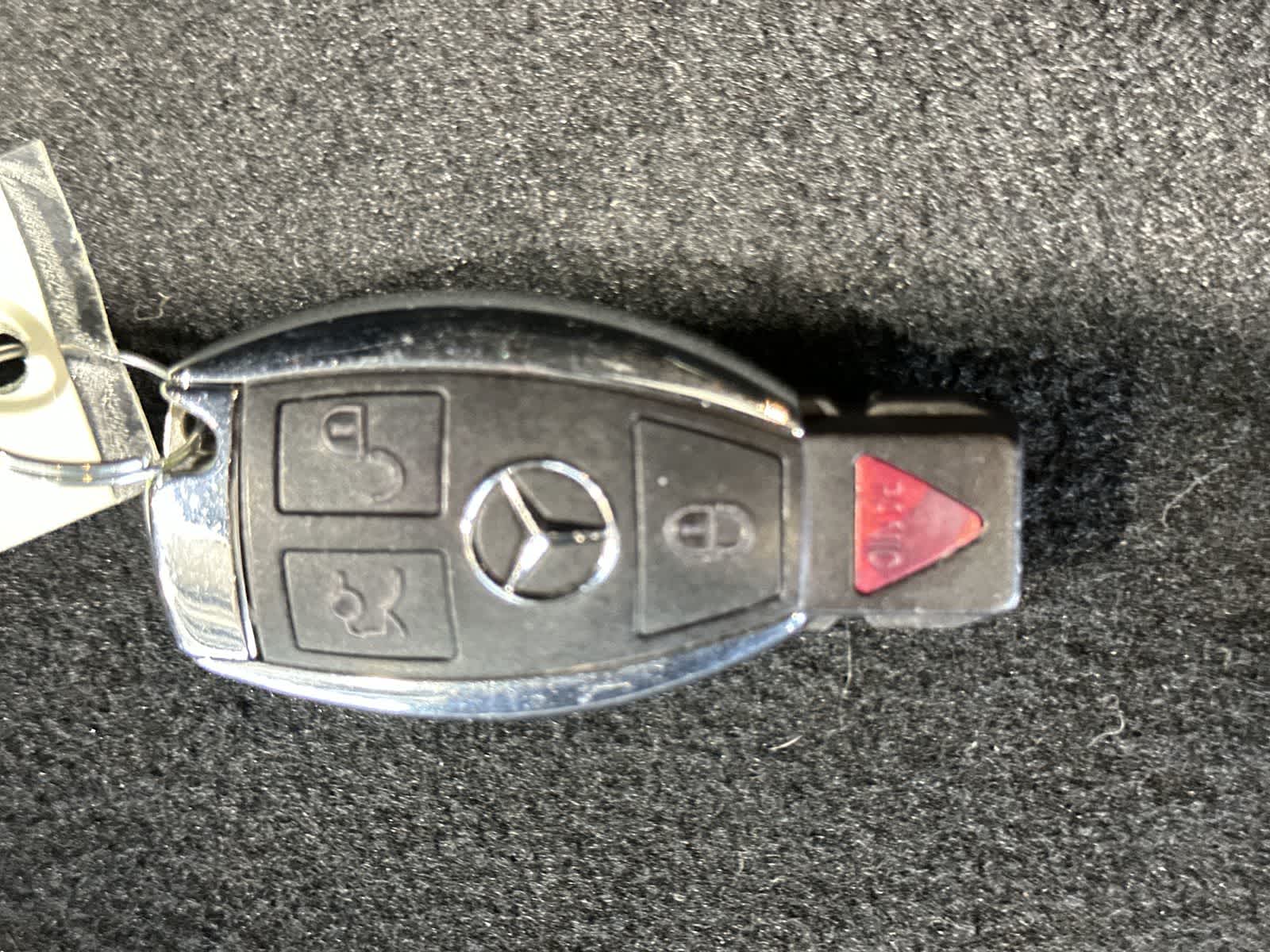 Thumbnail: 2017 Mercedes-Benz GLC - 32