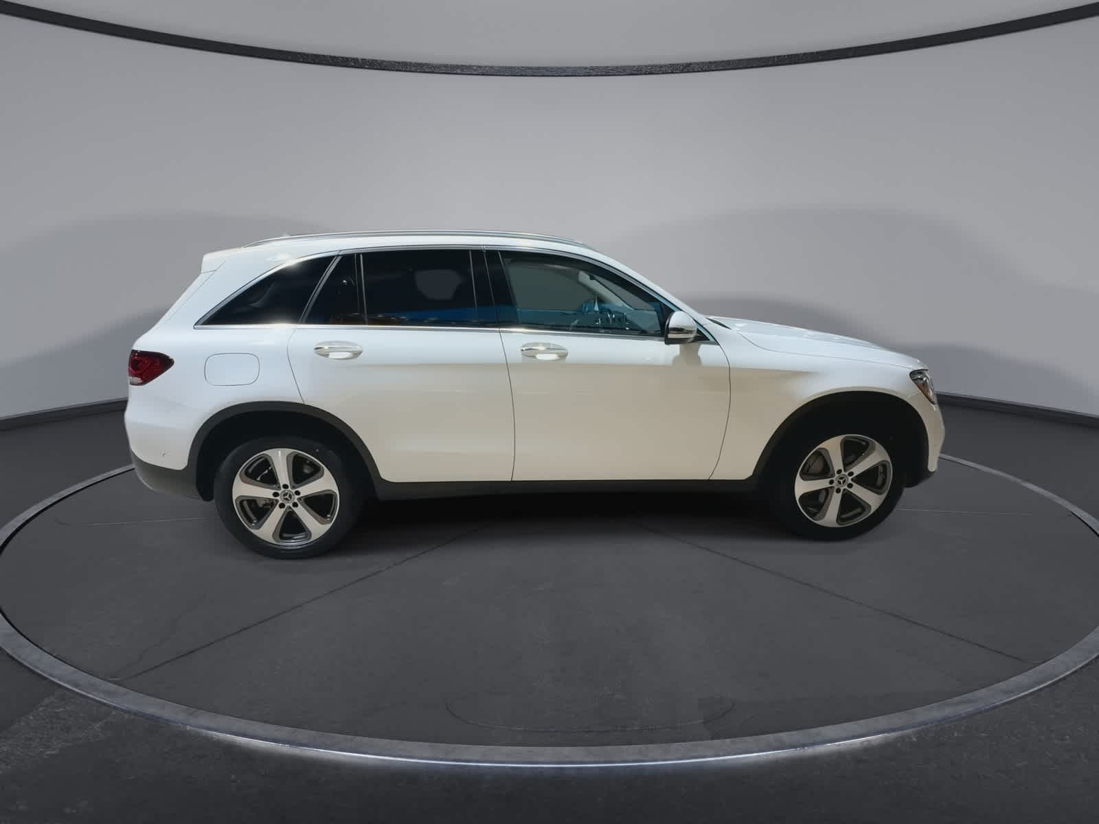 Thumbnail: 2022 Mercedes-Benz GLC - 12