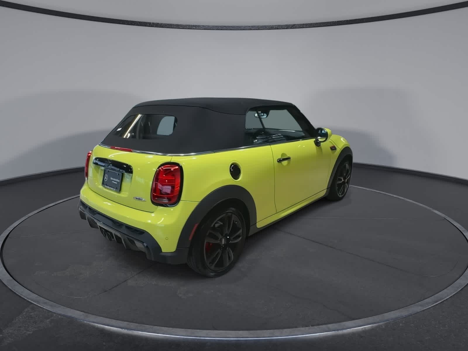 Thumbnail: 2023 MINI Cooper Convertible - 11