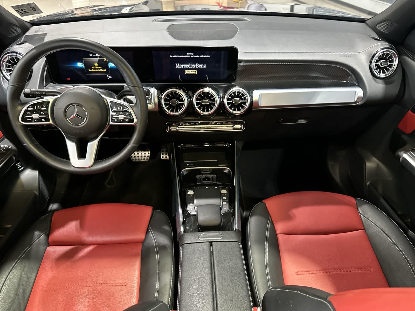 Thumbnail: 2022 Mercedes-Benz GLB - 22