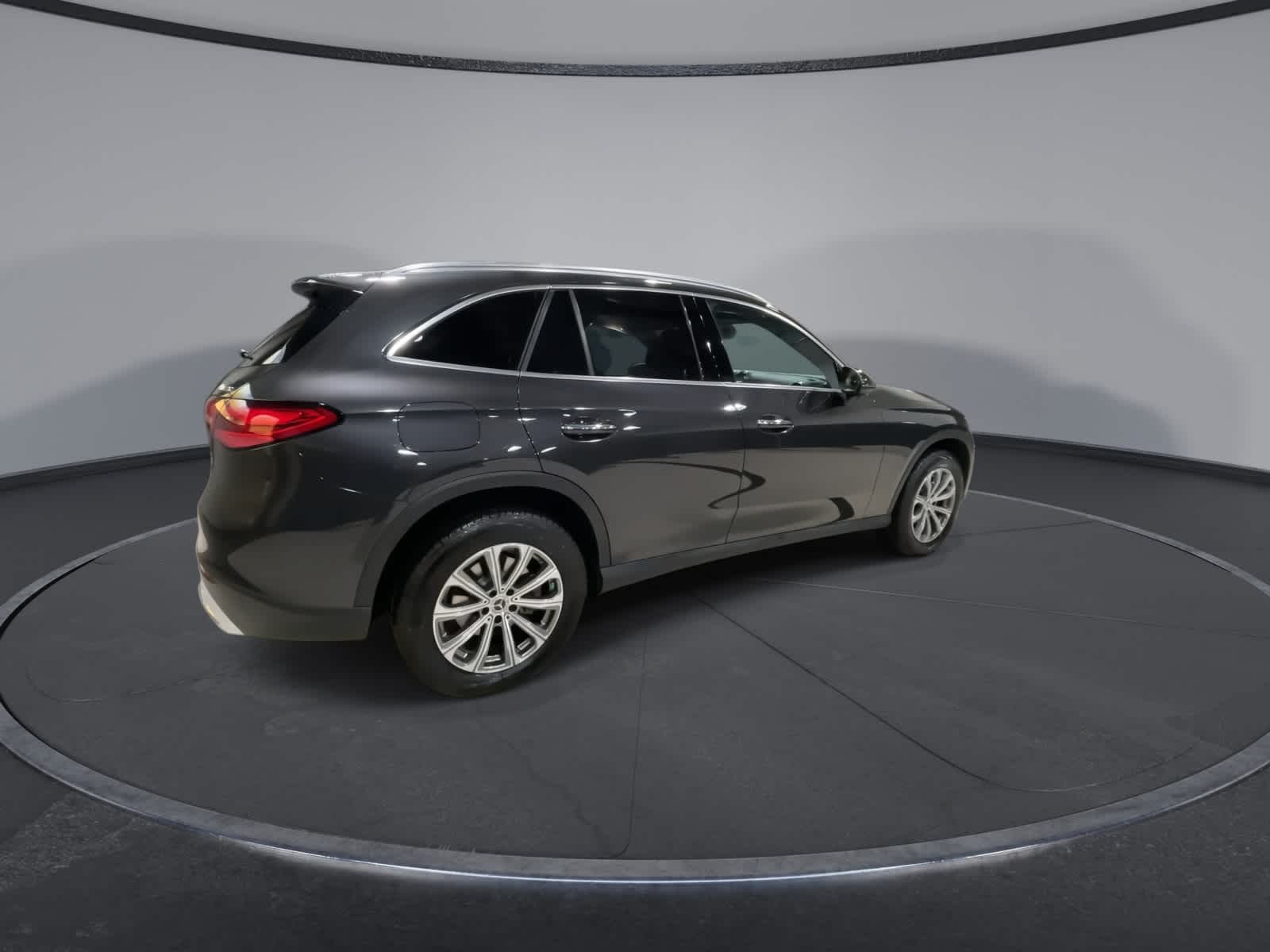 Thumbnail: 2025 Mercedes-Benz GLC - 12