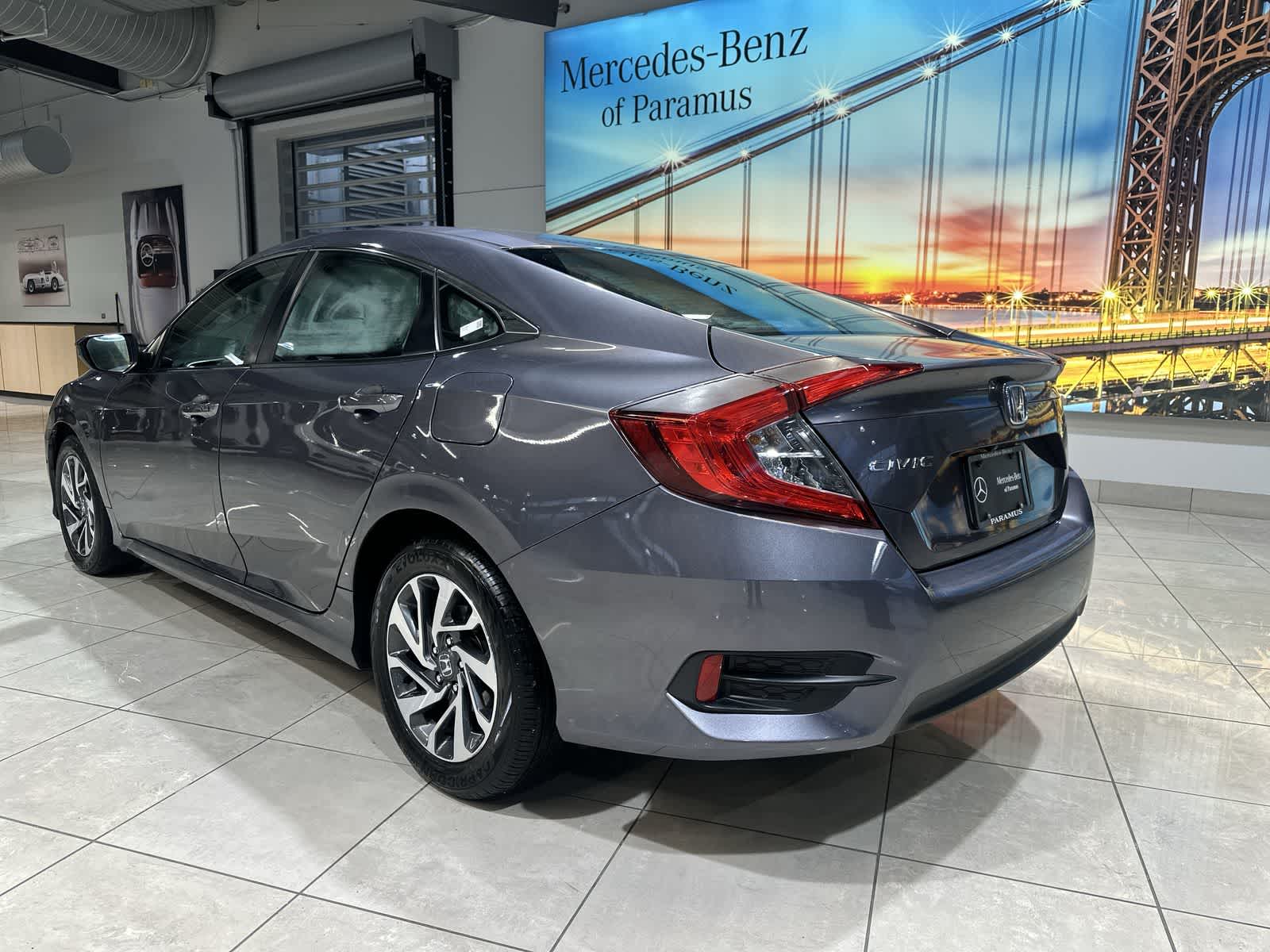 Thumbnail: 2016 Honda Civic - 16