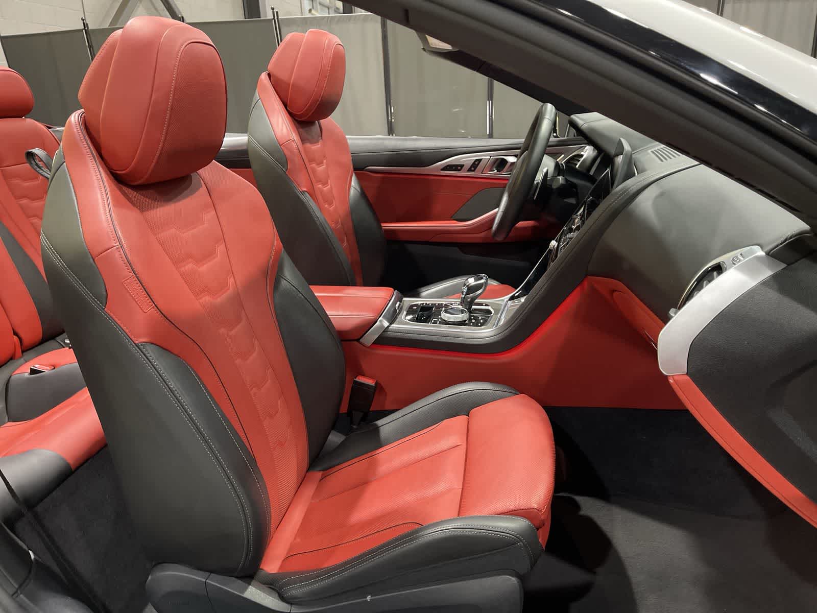 Thumbnail: 2019 BMW 8 Series - 26