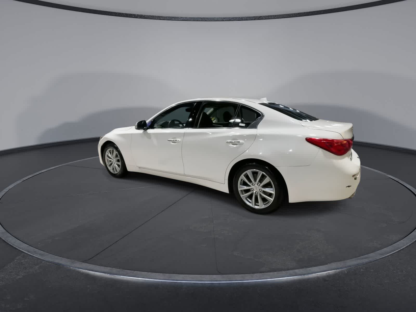Thumbnail: 2017 INFINITI Q50 - 9
