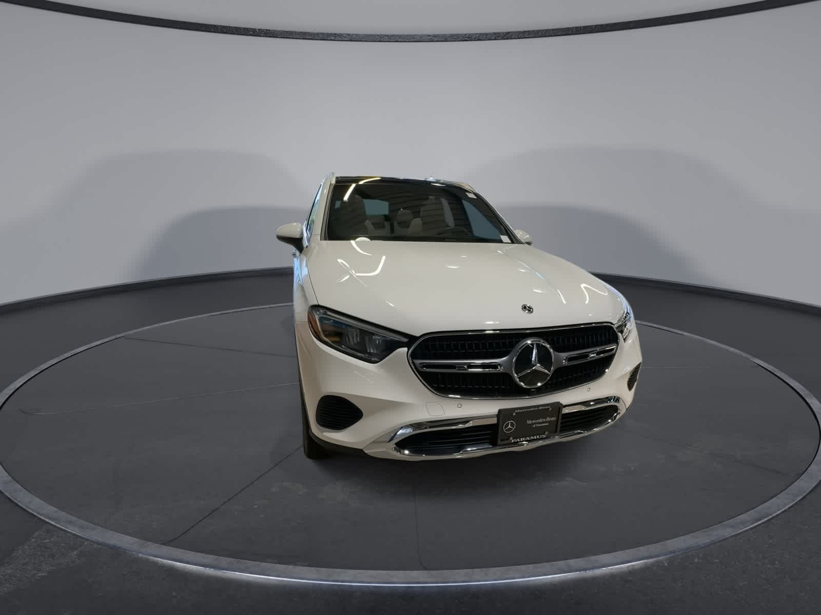 Thumbnail: 2026 Mercedes-Benz GLC - 3