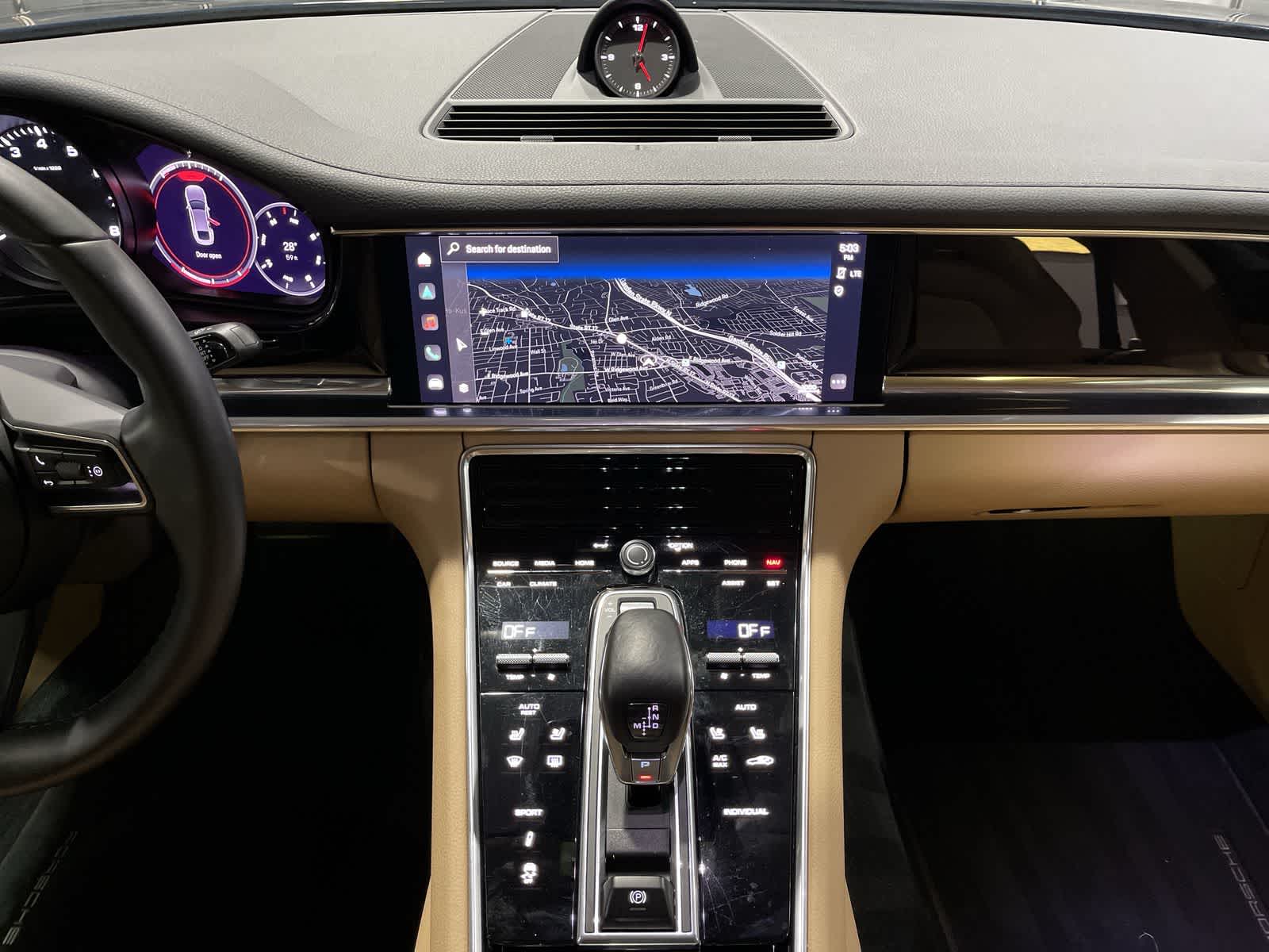 Thumbnail: 2022 Porsche Panamera - 28