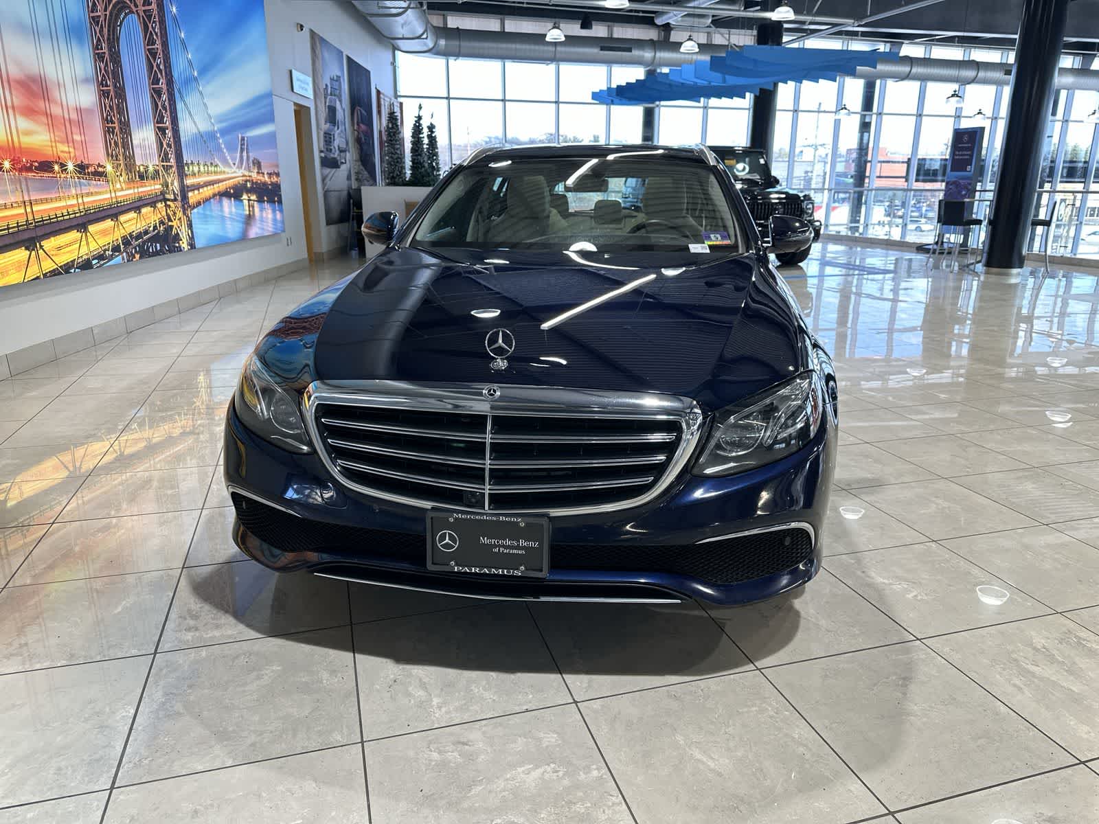 Thumbnail: 2019 Mercedes-Benz E-Class - 18