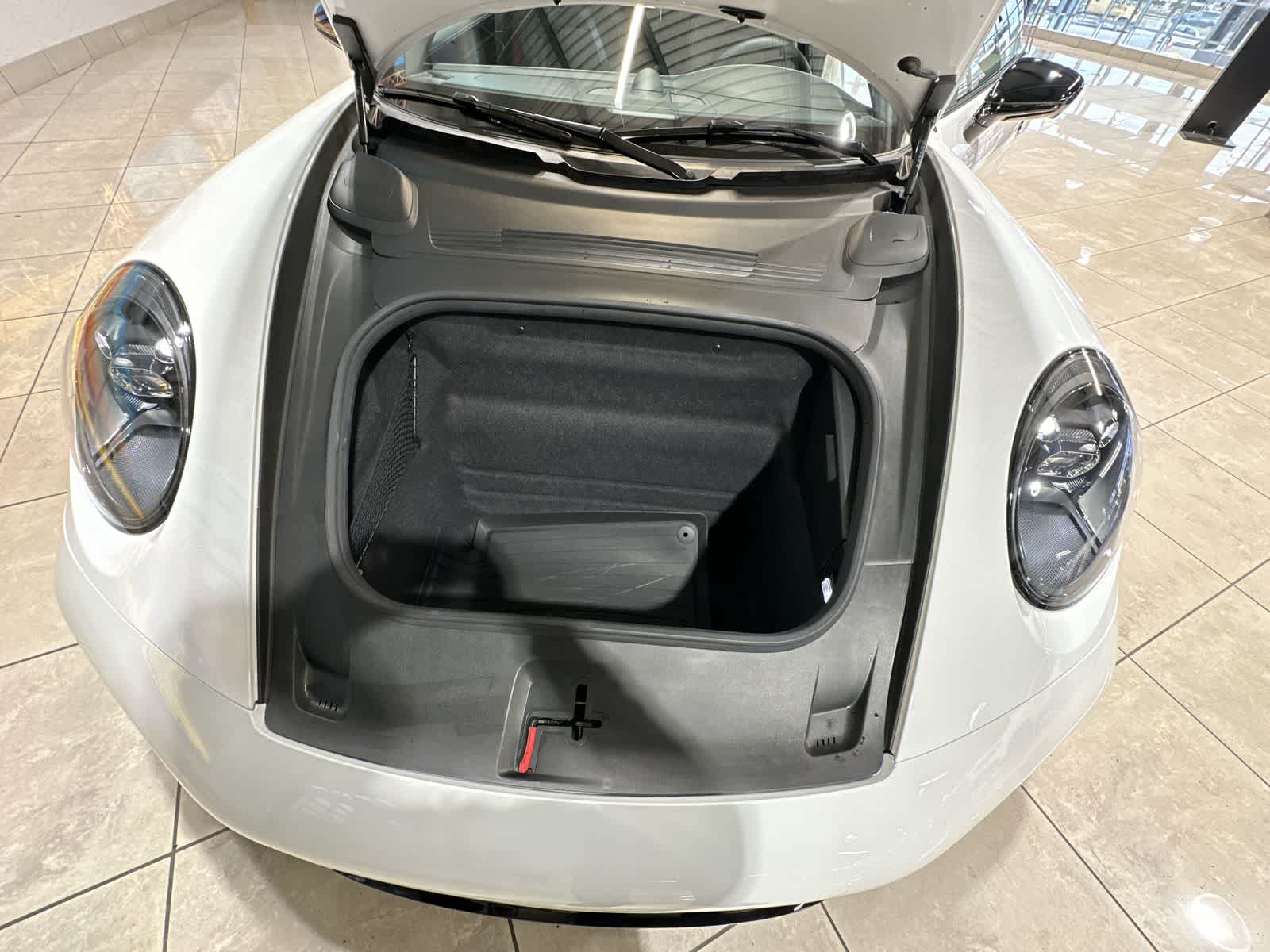 Thumbnail: 2024 Porsche 911 - 31