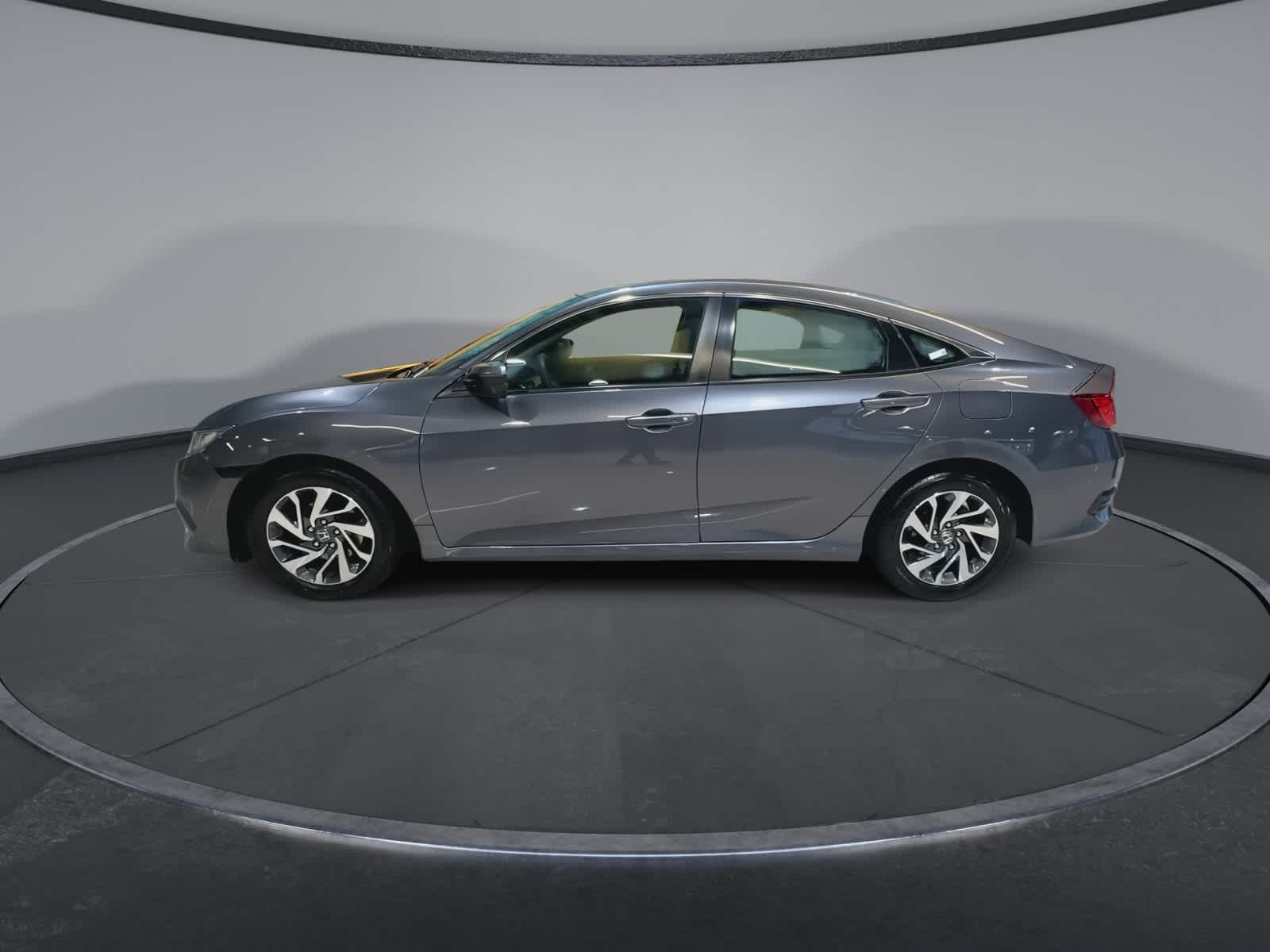 Thumbnail: 2016 Honda Civic - 7