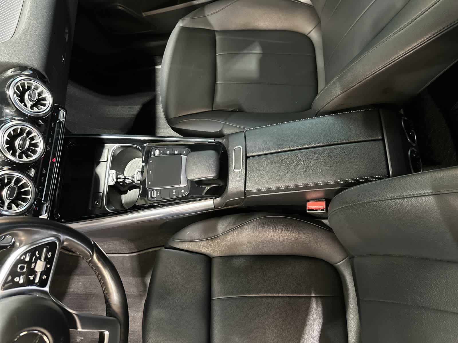 Thumbnail: 2022 Mercedes-Benz GLA - 28