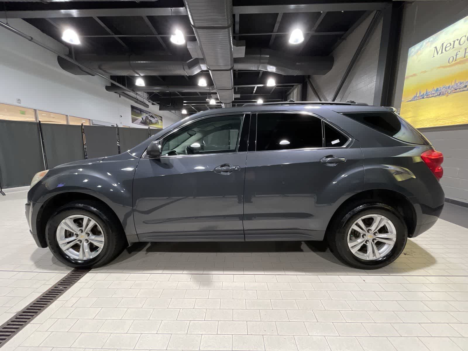 Thumbnail: 2011 Chevrolet Equinox - 15