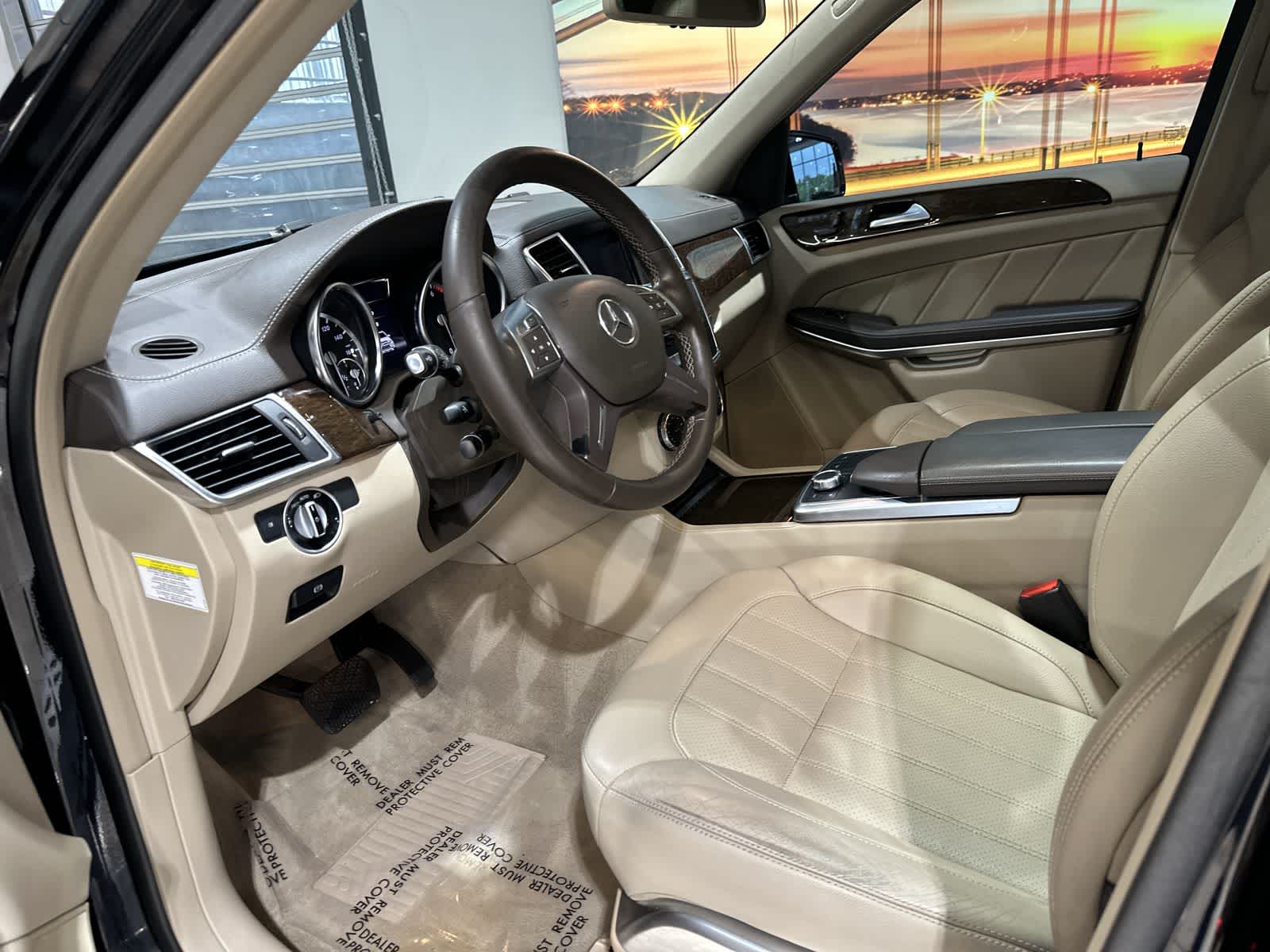 Thumbnail: 2013 Mercedes-Benz GL-Class - 14