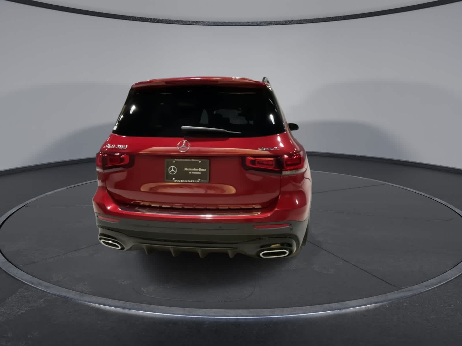 Thumbnail: 2021 Mercedes-Benz GLB - 10