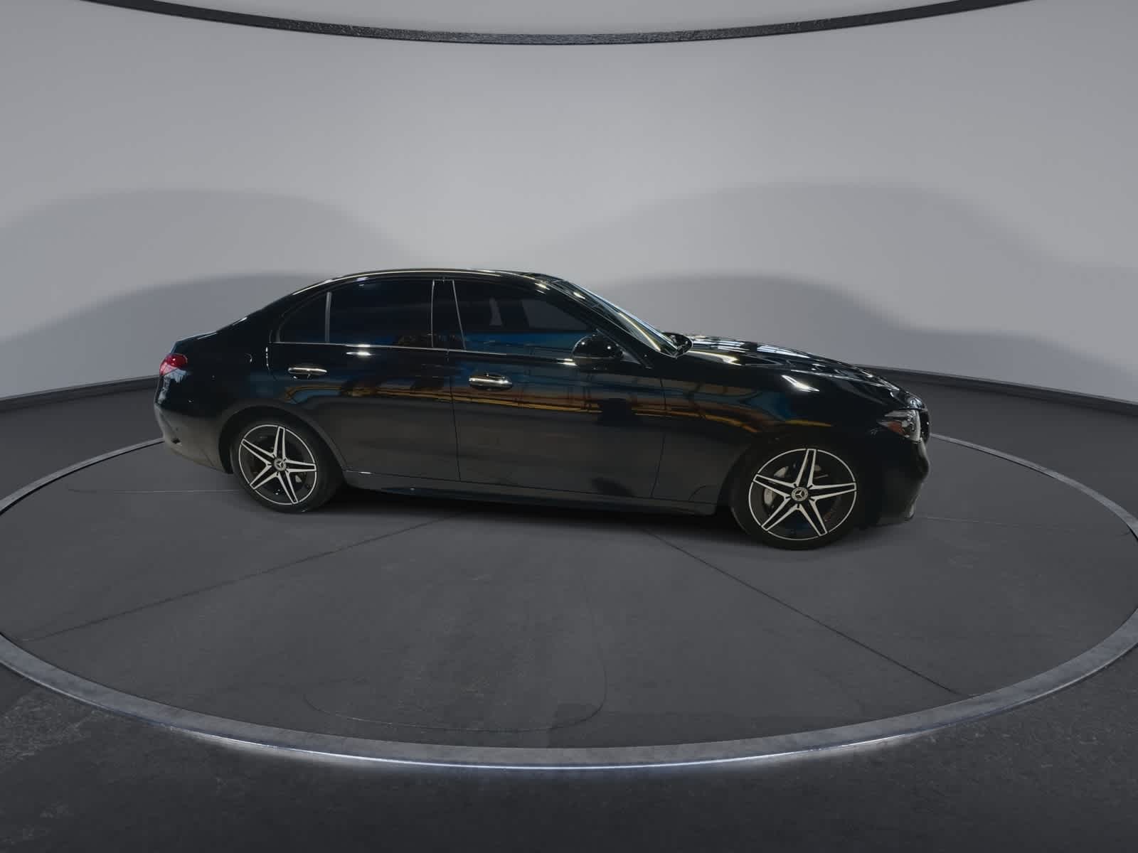 Thumbnail: 2023 Mercedes-Benz C-Class - 12