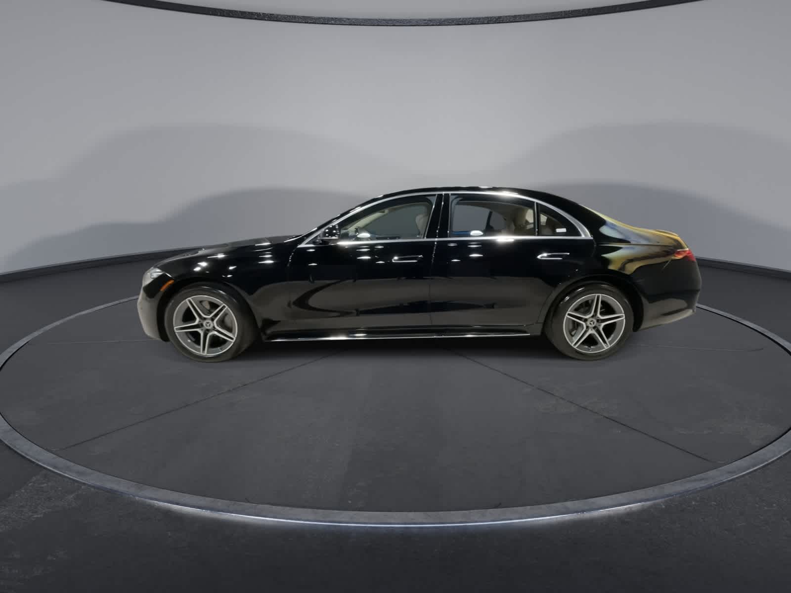 Thumbnail: 2022 Mercedes-Benz S-Class - 7