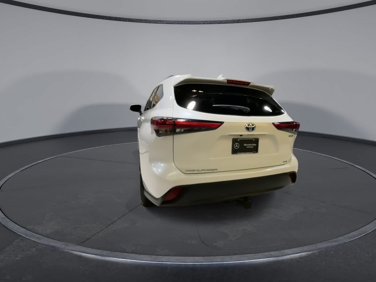 Thumbnail: 2020 Toyota Highlander - 9