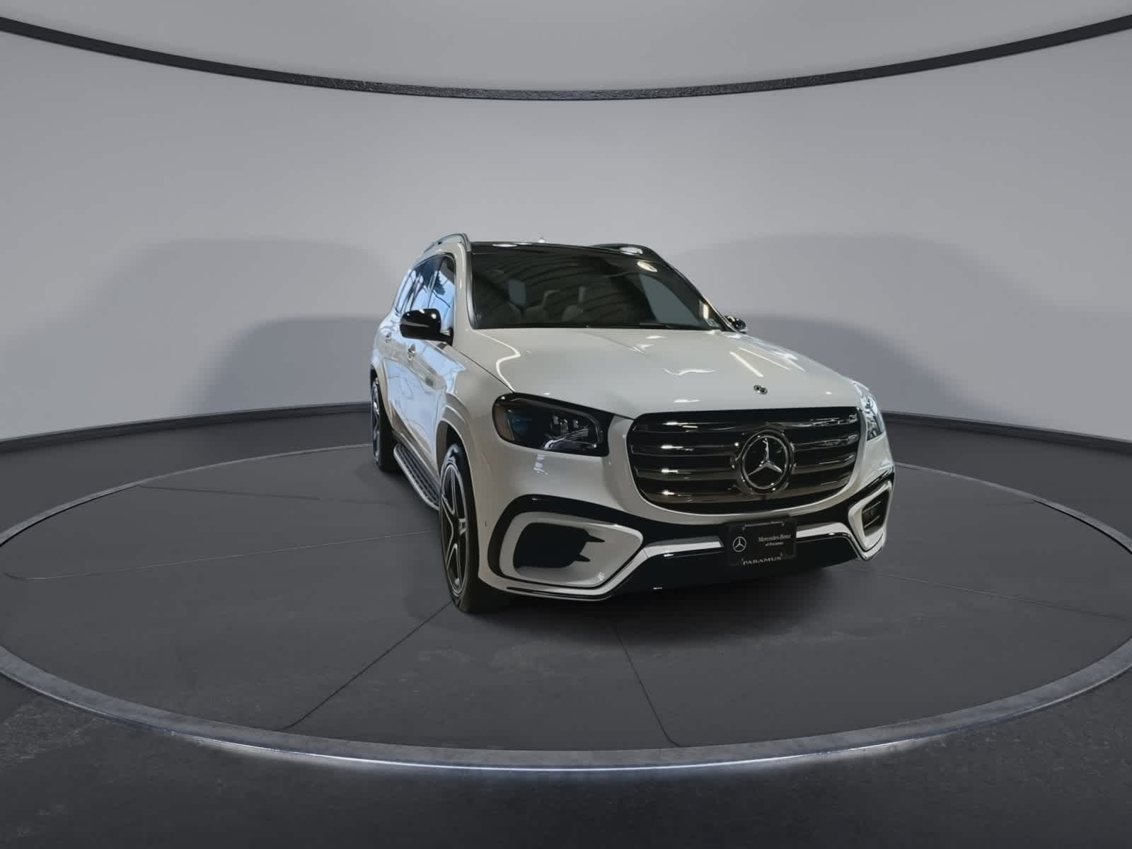 Thumbnail: 2025 Mercedes-Benz GLS - 3