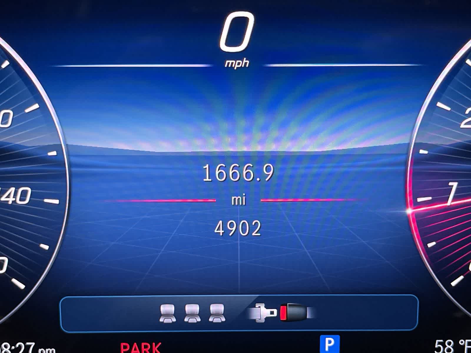 Thumbnail: 2025 Mercedes-Benz GLC - 30