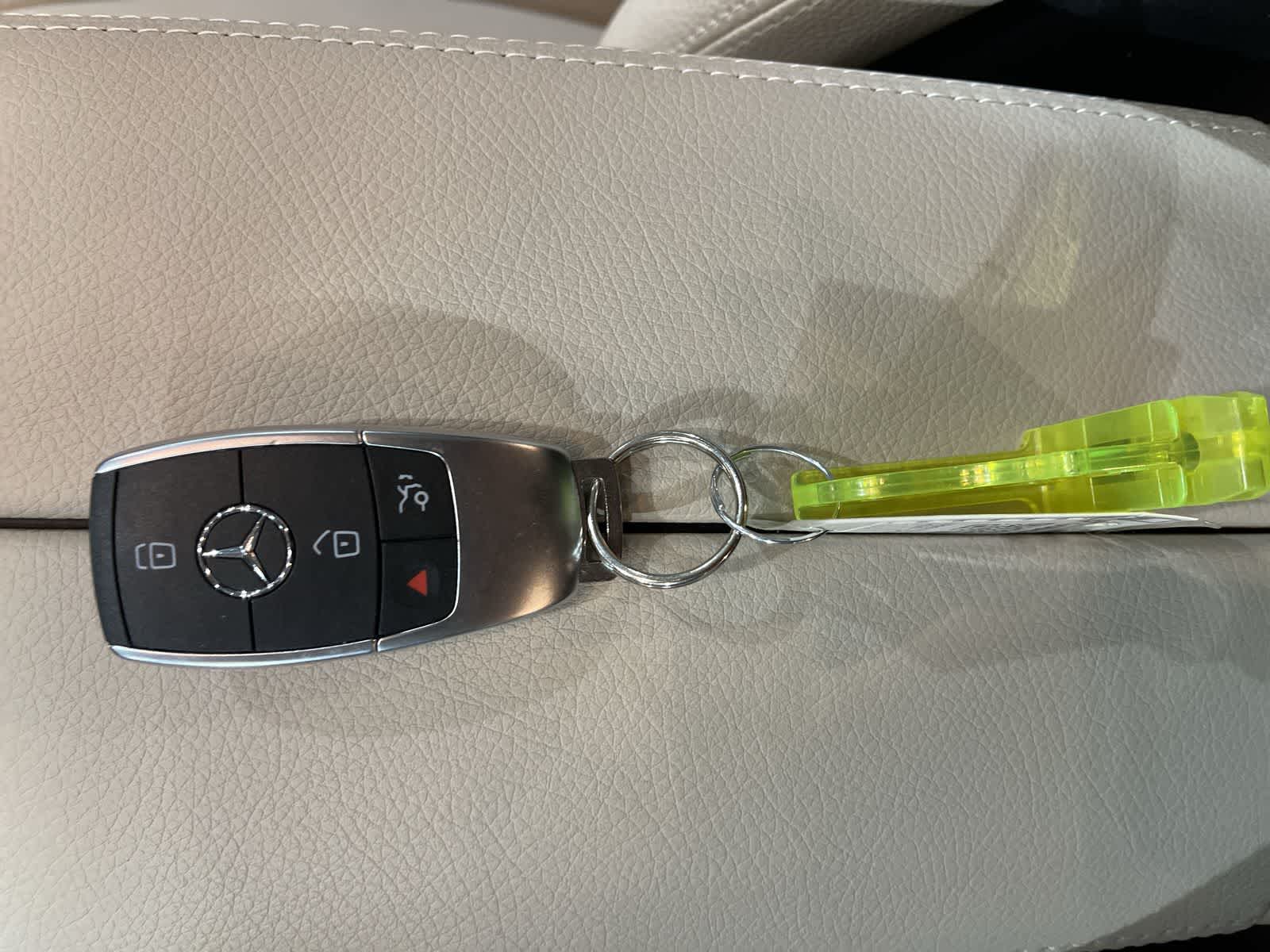 Thumbnail: 2020 Mercedes-Benz C-Class - 32