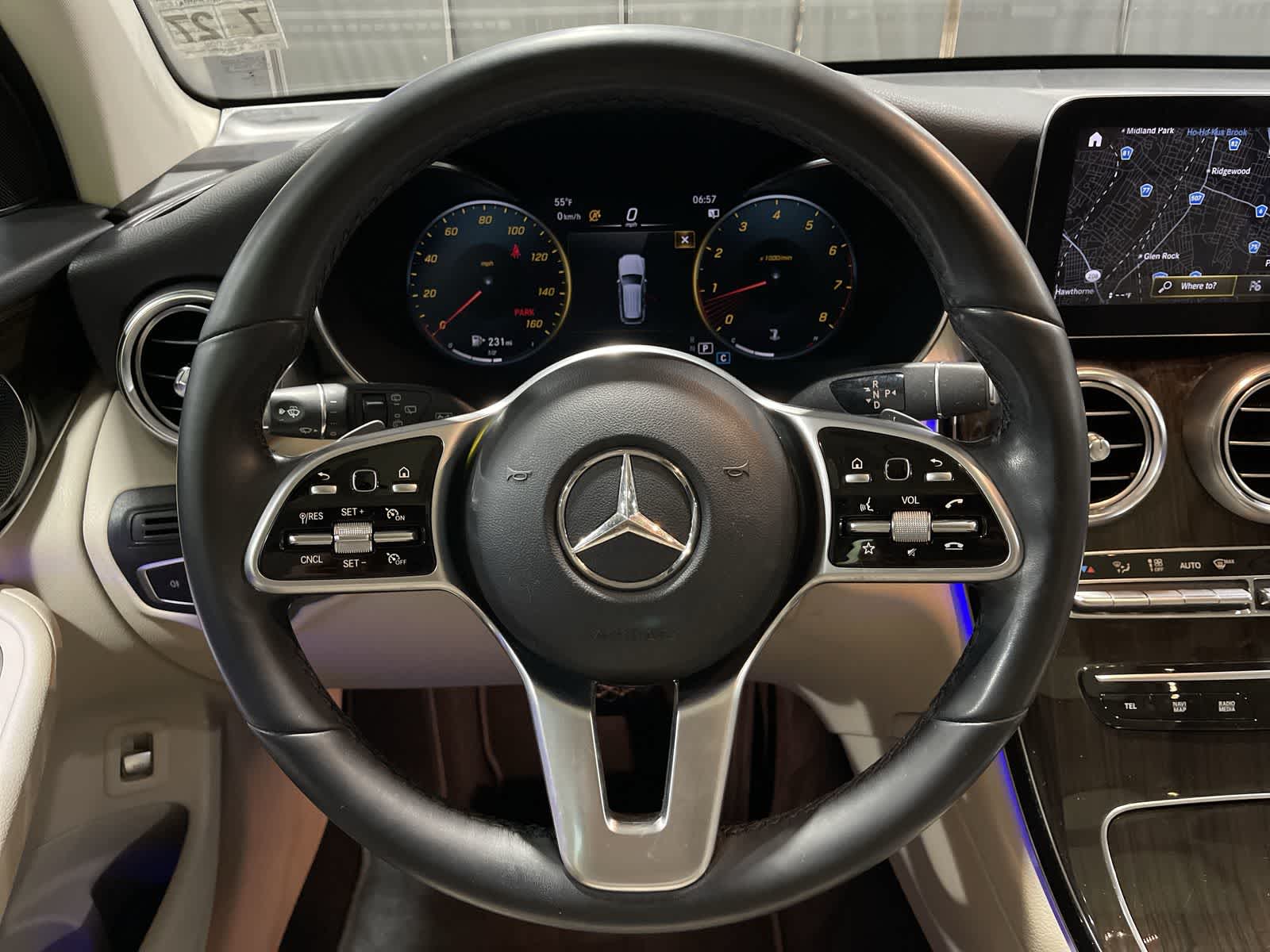 Thumbnail: 2022 Mercedes-Benz GLC - 27