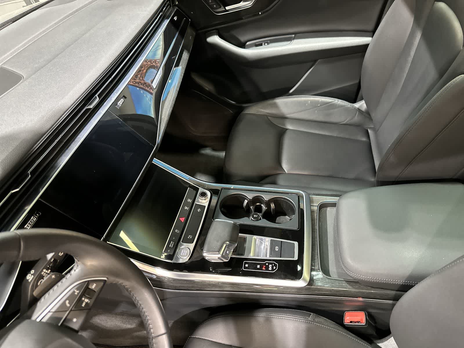 Thumbnail: 2020 Audi Q7 - 28